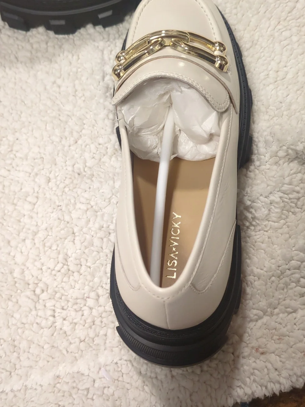 Lisa & Vicky Decide-V Loafer Moccasin Women’s Size 9 NWOT Winter White Gold